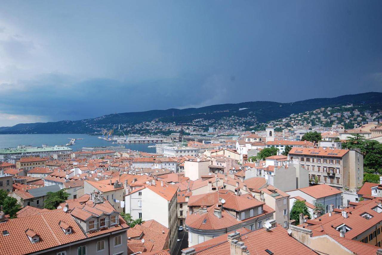 Boat House Apartment Trieste Luaran gambar